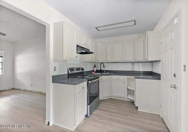 3rd image of 1611 Howard Rd, Jacksonville, FL 32218 | MLS# 2160826