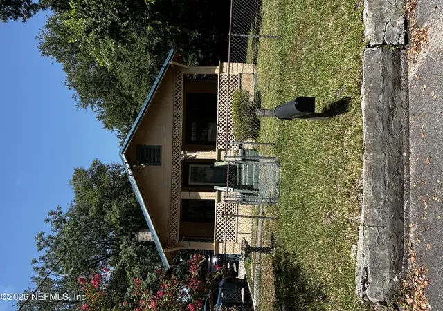 1st image of 630 Center St, Jacksonville, FL 32205 | MLS# 2160849