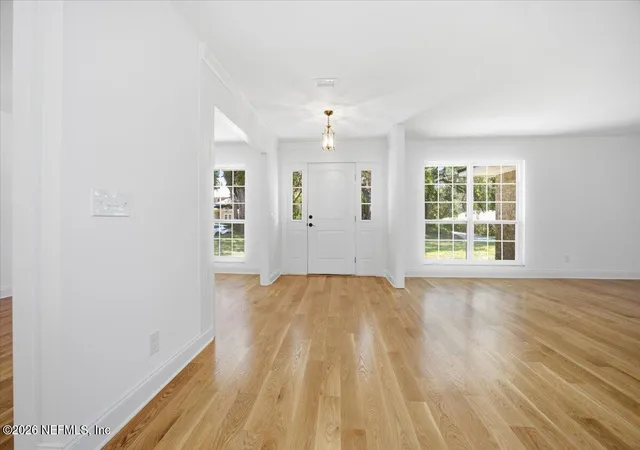 4th image of 1656 Park Ter W, Atlantic Beach, FL 32233 | MLS# 2160944