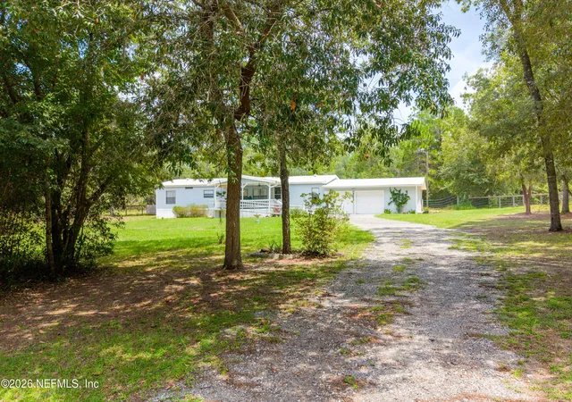 2nd image of 6863 Deer Springs Rd, Keystone Heights, FL 32656 | MLS# 2161005