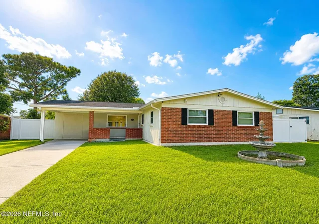 Photo 1 of Sale Pending at 569 Coppitt Dr E, Orange Park, FL 32073 | MLS# 2160904 | Listing updated on 2026-09-11