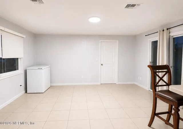 Photo 4 of Sale Pending at 569 Coppitt Dr E, Orange Park, FL 32073 | MLS# 2160904 | Listing updated on 2026-09-11