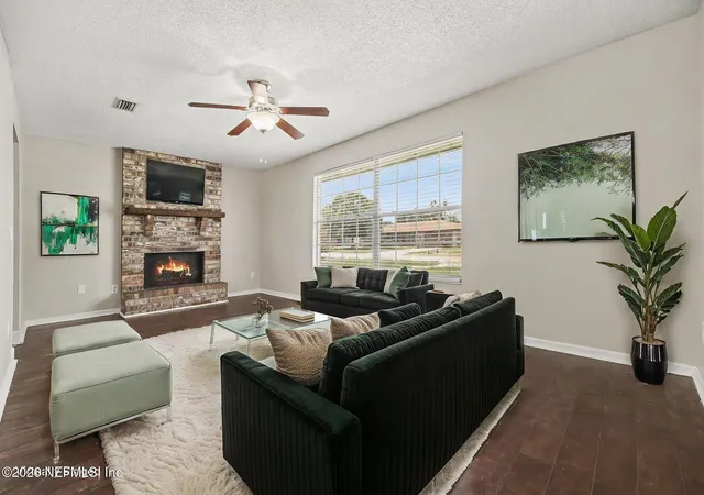 Photo 2 of Single family home for sale at 1741 Laura Ann Ln, Orange Park, FL 32073 | MLS# 2160996 | Listing updated on 2026-08-20