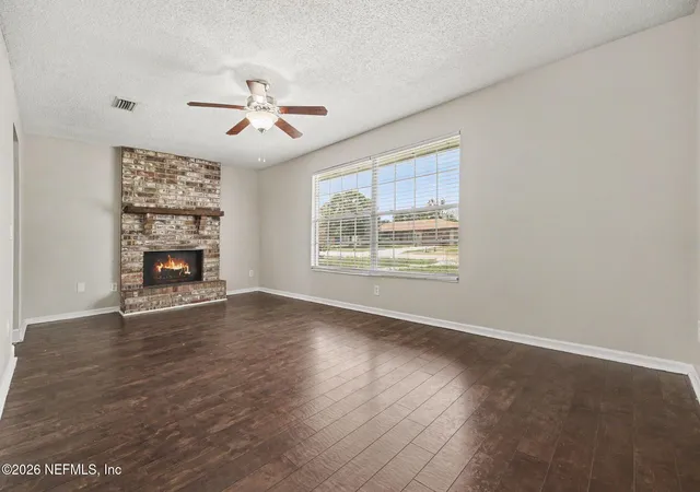 Photo 3 of Single family home for sale at 1741 Laura Ann Ln, Orange Park, FL 32073 | MLS# 2160996 | Listing updated on 2026-08-20