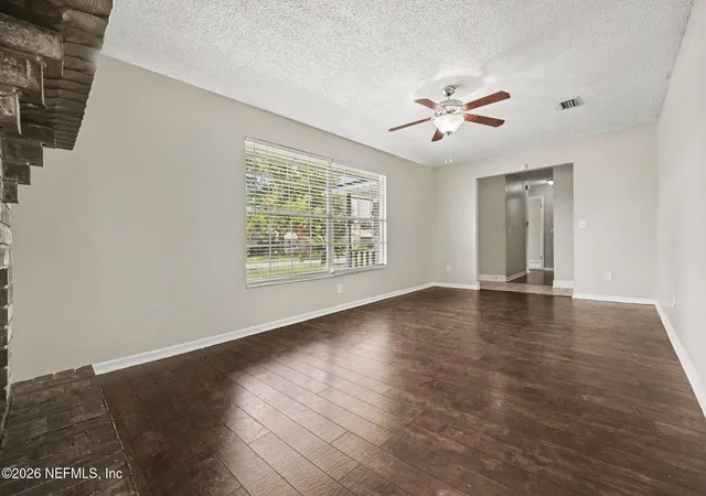 Photo 4 of Single family home for sale at 1741 Laura Ann Ln, Orange Park, FL 32073 | MLS# 2160996 | Listing updated on 2026-08-20