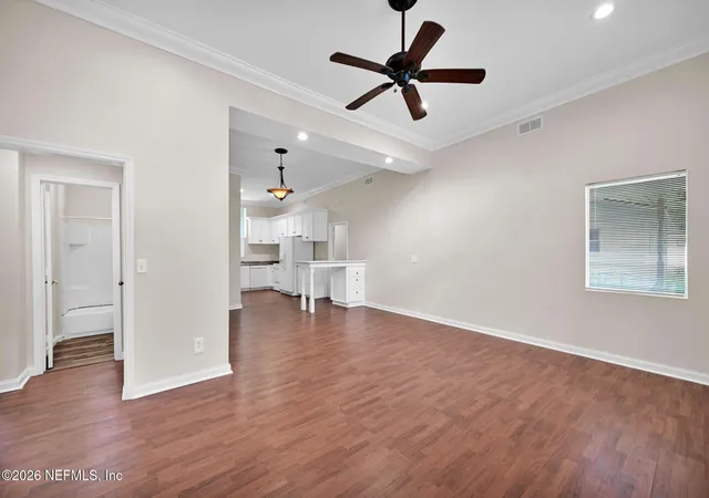 5th image of 4654 Fredericksburg Ave, Jacksonville, FL 32208 | MLS# 2160952