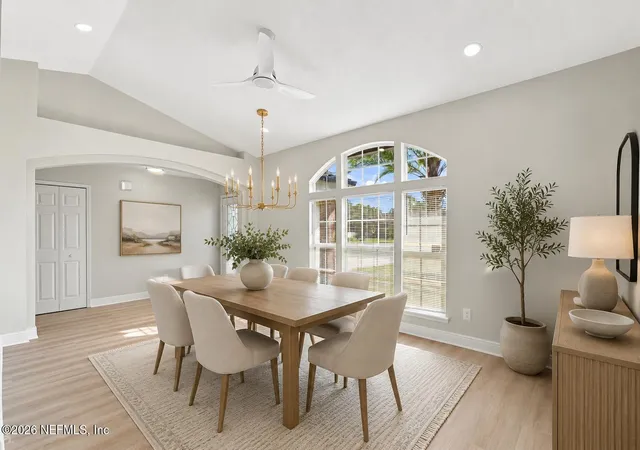 Photo 4 of Sale Pending at 3103 Fox Squirrel Dr, Orange Park, FL 32073 | MLS# 2160968 | Listing updated on 2026-10-02