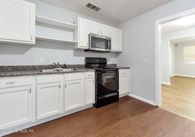 3rd image of 1465 Mitchell St, Jacksonville, FL 32209 | MLS# 2161071