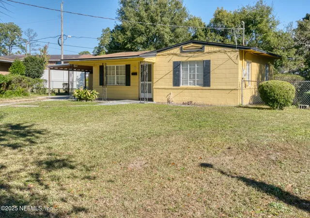 37th image of 2561 Nicholas Cir E, Jacksonville, FL 32207 | MLS# 2161048