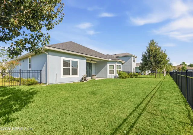 Photo 4 of Single family home for sale at 223 Meadow Xing Dr, Saint Augustine, FL 32086 | MLS# 2161052 | Listing updated on 2026-10-19