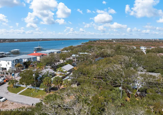 Photo 3 of Single family home for sale at 184 Surfside Ave, Saint Augustine, FL 32084 | MLS# 2161088 | Listing updated on 2026-08-20