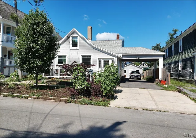 46th image of 1644 Miller St, Utica, NY 13501 | MLS# S1703437