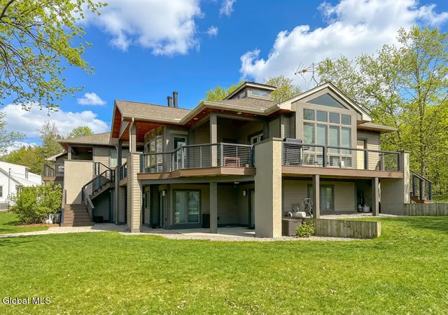 Photo 3 of Single family home for sale at 3 Heron Holw Rd, Queensbury, NY 12804 | MLS# 202612396 | Listing updated on 2026-09-09