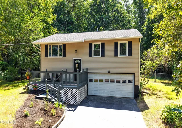 Photo 1 of Sale Pending at 17 Red Coach Trl, Ballston Spa, NY 12020 | MLS# 202622505 | Listing updated on 2026-08-25