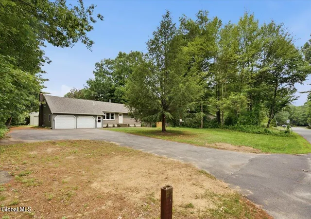 5th image of 15 Hopeful Ln, Gansevoort, NY 12831 | MLS# 202623752