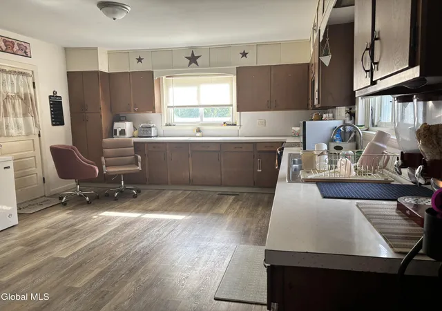 Photo 3 of Single family home for sale at 109 Rose St, Cobleskill, NY 12043 | MLS# 202619114 | Listing updated on 2026-08-19