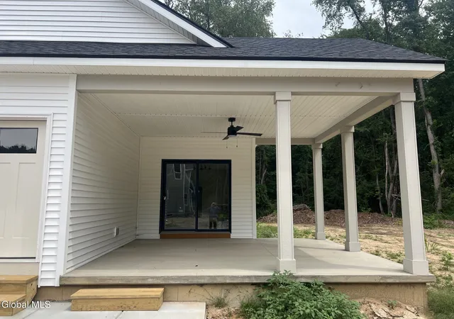 Photo 3 of Single family home for sale at 82 Van Patten Dr, Clifton Park, NY 12065 | MLS# 202617433 | Listing updated on 2026-09-19
