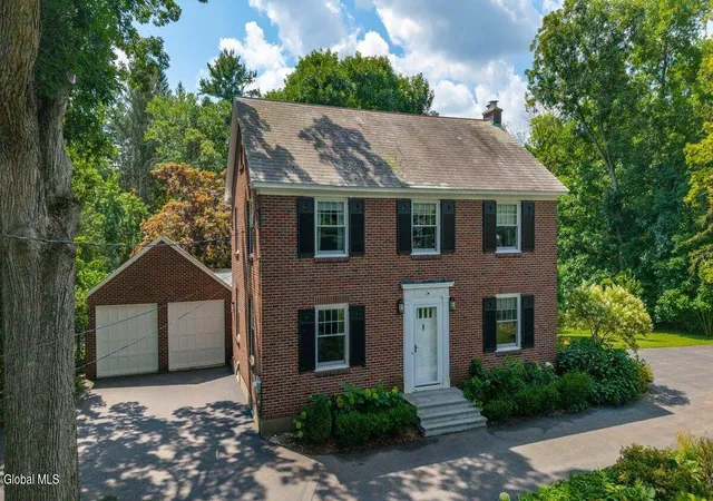 41st image of 2368 Rosendale Rd, Schenectady, NY 12309 | MLS# 202624121