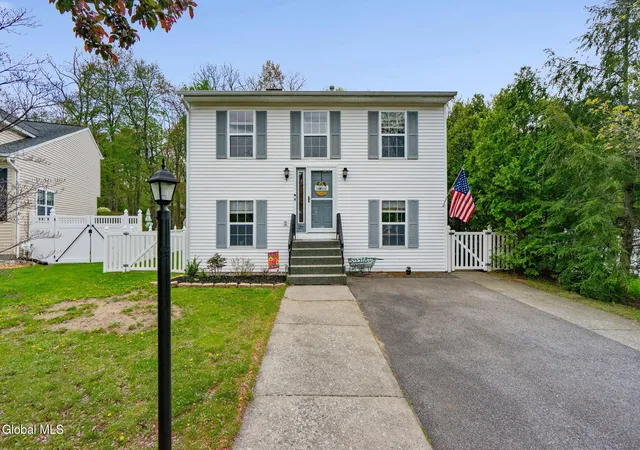 1st image of 37 Wicken Sq, Albany, NY 12205 | MLS# 202621868