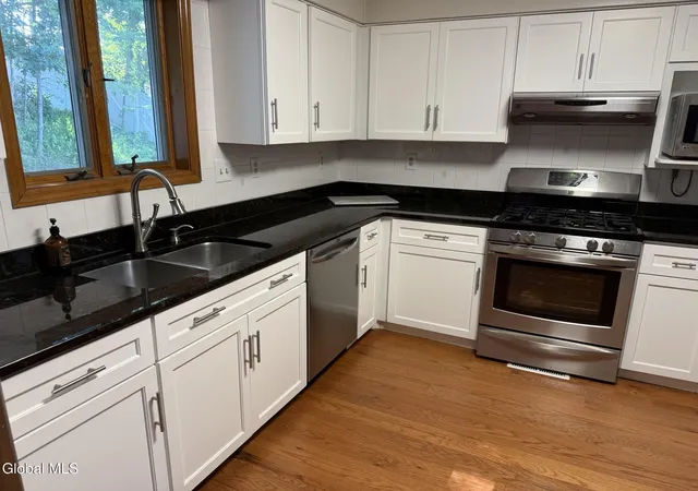 Photo 3 of Sale Pending at 31 Ponderosa Dr, Halfmoon, NY 12065 | MLS# 202622216 | Listing updated on 2026-09-05