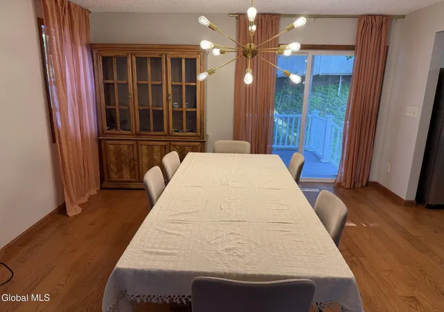 Photo 4 of Sale Pending at 31 Ponderosa Dr, Halfmoon, NY 12065 | MLS# 202622216 | Listing updated on 2026-09-05