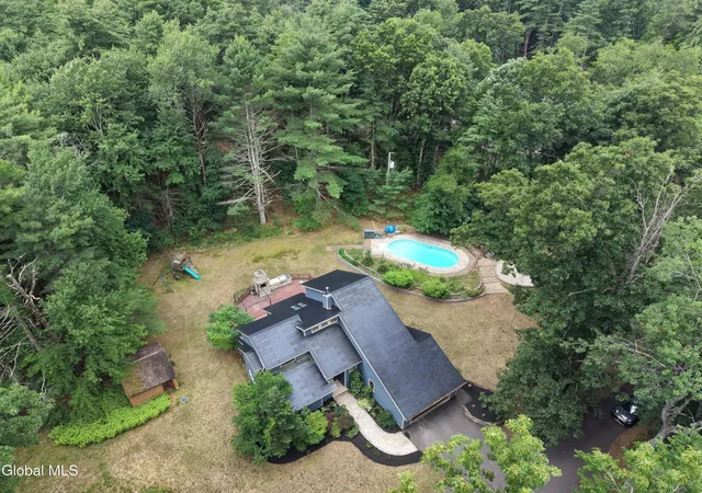 67th image of 71 Edie Rd, Saratoga Springs, NY 12866 | MLS# 202621817
