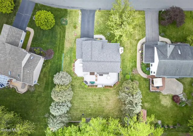 Photo 2 of Sale Pending at 31 Capitol Pl, Rensselaer, NY 12144 | MLS# 202622325 | Listing updated on 2026-07-27