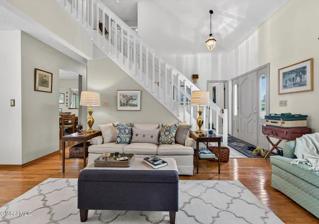 Photo 3 of Sale Pending at 31 Capitol Pl, Rensselaer, NY 12144 | MLS# 202622325 | Listing updated on 2026-07-27
