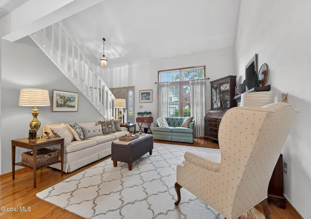 Photo 4 of Sale Pending at 31 Capitol Pl, Rensselaer, NY 12144 | MLS# 202622325 | Listing updated on 2026-07-27