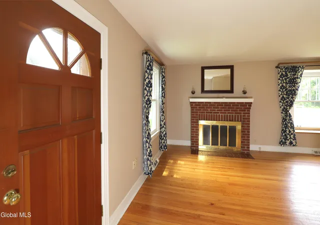 Photo 3 of Sale Pending at 26 Gleason Rd, Schenectady, NY 12302 | MLS# 202622158 | Listing updated on 2026-08-10
