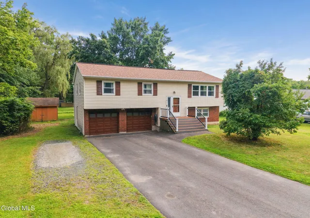 1st image of 1358 Maple Hill Rd, Castleton On Hudson, NY 12033 | MLS# 202622236