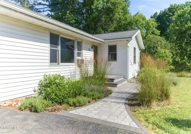 Photo 3 of Sale Pending at 54 Willow St, Guilderland, NY 12084 | MLS# 202622044 | Listing updated on 2026-08-11