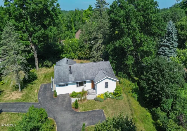 Photo 3 of Sale Pending at 54 Willow St, Guilderland, NY 12084 | MLS# 202622044 | Listing updated on 2026-08-11
