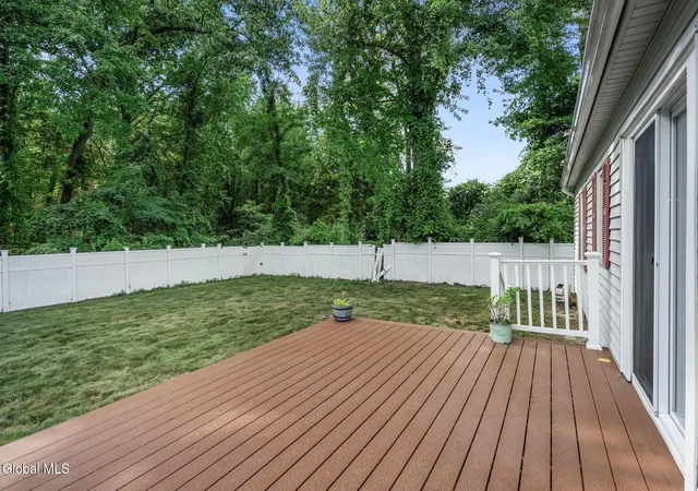 35th image of 3826 Carman Rd, Schenectady, NY 12303 | MLS# 202624393