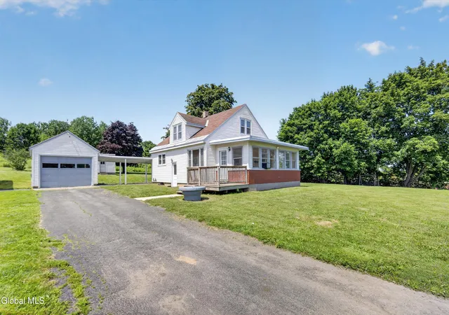 34th image of 396 Pattersonville Rd, Amsterdam, NY 12010 | MLS# 202621827
