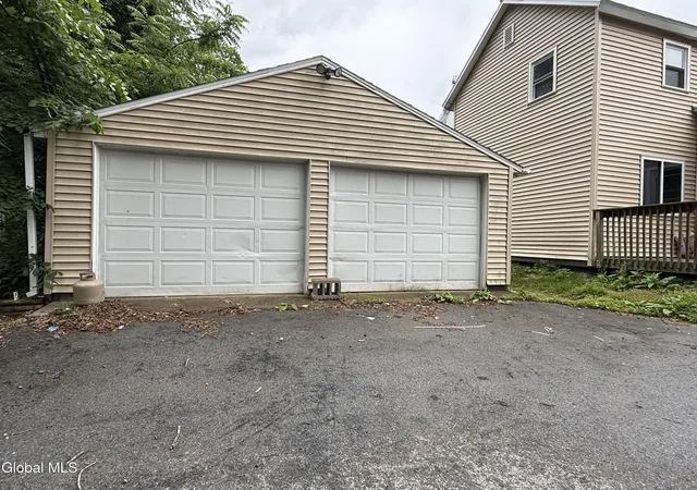 Photo 3 of Sale Pending at 121 South St, Ballston Spa, NY 12020 | MLS# 202622177 | Listing updated on 2026-07-31