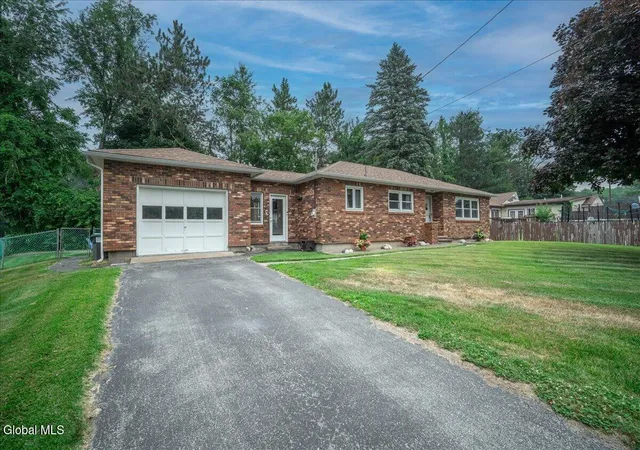 3rd image of 5 Hewitt St, Mechanicville, NY 12118 | MLS# 202621977