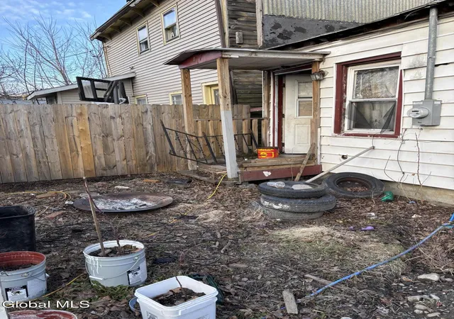 Photo 2 of Sale Pending at 487 5th Avenue, Troy, NY 12182 | MLS# 202622176 | Listing updated on 2026-08-10
