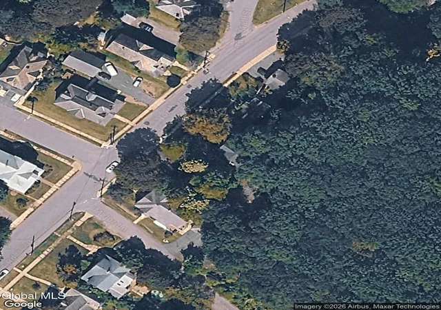 43rd image of 17 Northampton Rd, Amsterdam, NY 12010 | MLS# 202623319