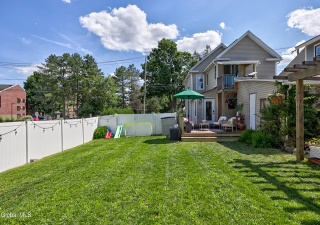 41st image of 31 Ash St, Saratoga Springs, NY 12866 | MLS# 202622355