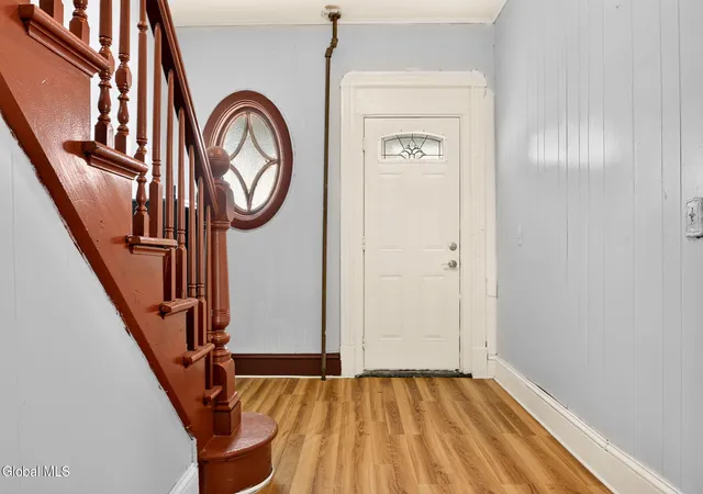 Listing Photo 4 - Condo for sale in building located at 928 Delamont Ave, Schenectady, NY 12307