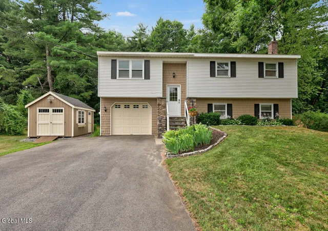 1st image of 7 Glenwood Dr, Saratoga Springs, NY 12866 | MLS# 202621954