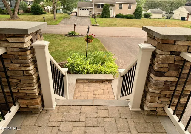 4th image of 7 Glenwood Dr, Saratoga Springs, NY 12866 | MLS# 202621954