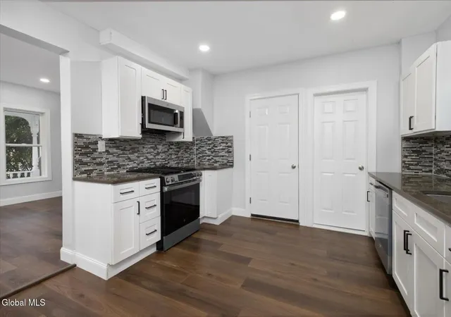 4th image of 183 Main St, South Glens Falls, NY 12803 | MLS# 202623791