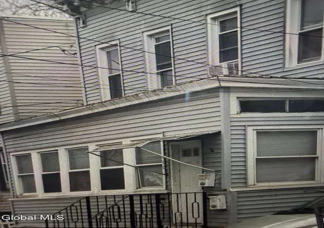 16th image of 480 3rd St, Albany, NY 12206 | MLS# 202623535