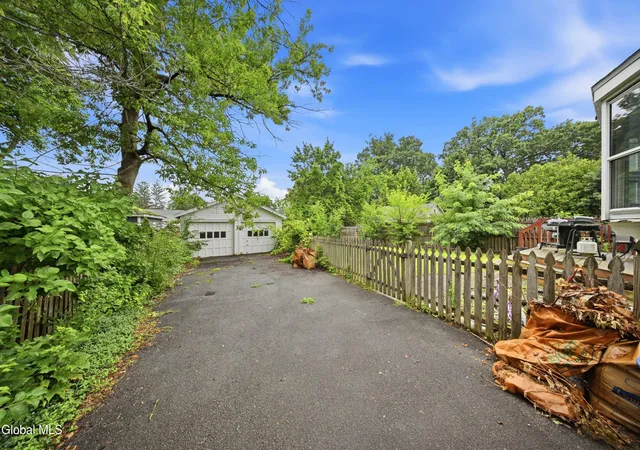 Photo 4 of Sale Pending at 1173 Sumner Ave, Schenectady, NY 12309 | MLS# 202622017 | Listing updated on 2026-07-23