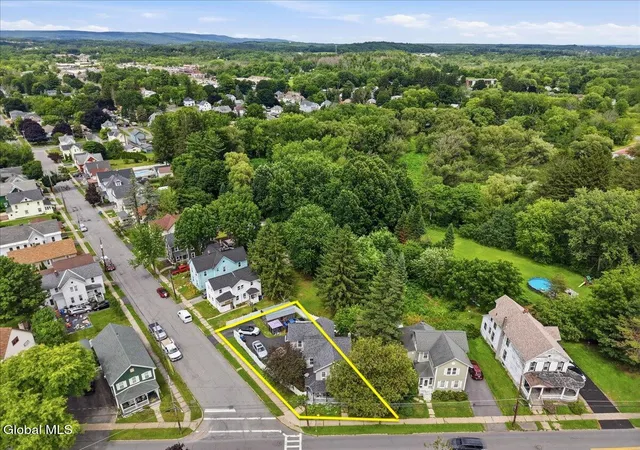 3rd image of 117 E State St, Johnstown, NY 12095 | MLS# 202621846