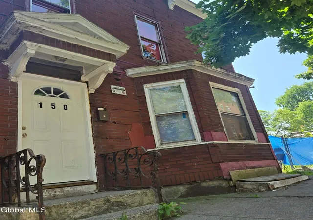 Single family home for sale at 150 Clinton St, Albany, NY 12202 | MLS# 202621841