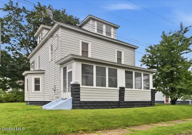 1st image of 201 Root Ave, Schenectady, NY 12302 | MLS# 202623380