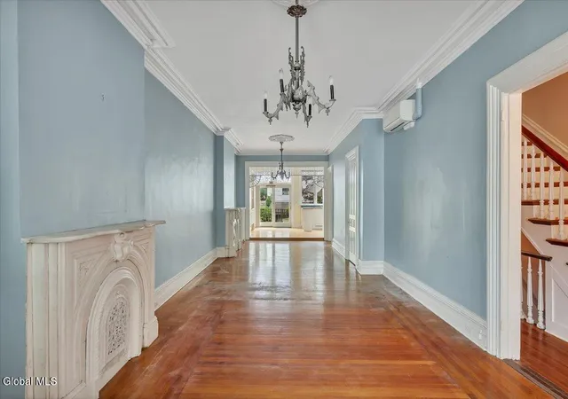 Listing Photo 4 - Condo for sale in building located at 396 Hamilton St, Albany, NY 12210